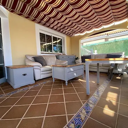 别墅 Comfortable Family House With Pool And Jacuzzi