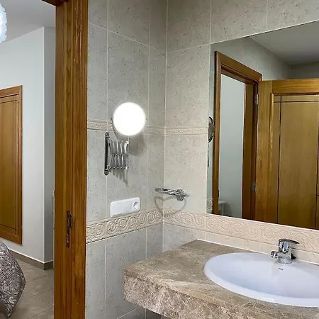 Comfortable Family House With Pool And Jacuzzi Costa De Antigua